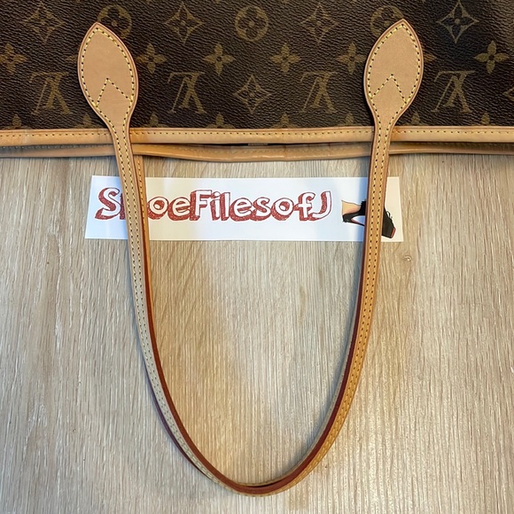 Louis Vuitton 2022 Monogram Neverfull MM 🍒Cerise Lining🍒PRISTINE🍒RFID Chipped - Picture 11 of 11